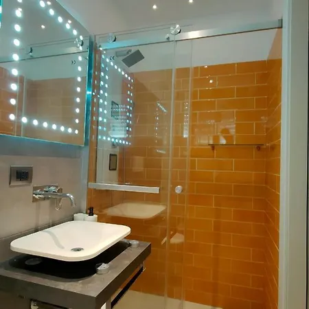 Apartament Seafront Suites *